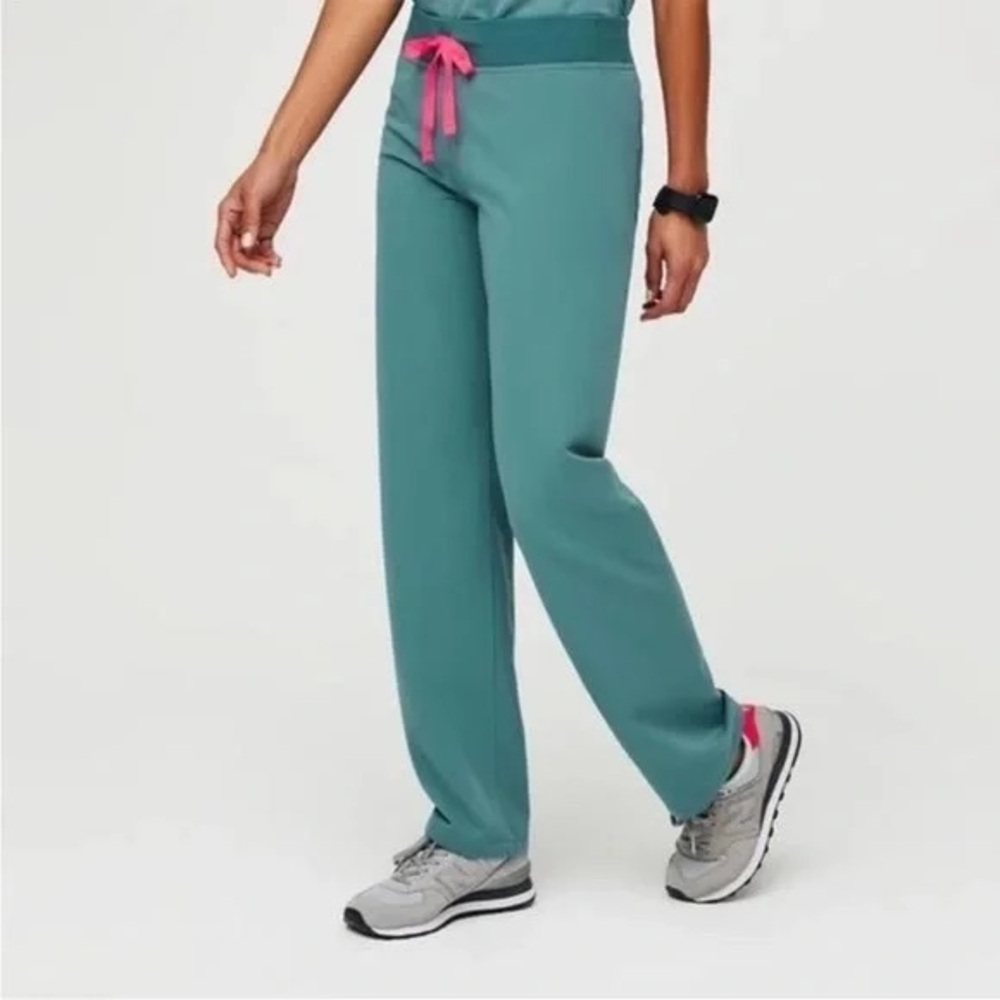 FIGS Teal Set